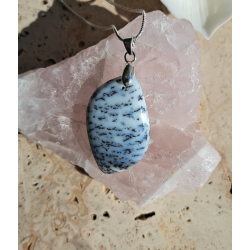 Pendentif Opale Dendritique ou Merlinite - "Chance"