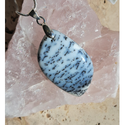 Pendentif Opale Dendritique ou Merlinite - "Chance"