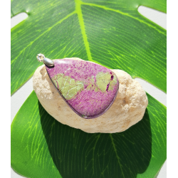 Pendentif Atlantisite (stichtite sur serpentine)